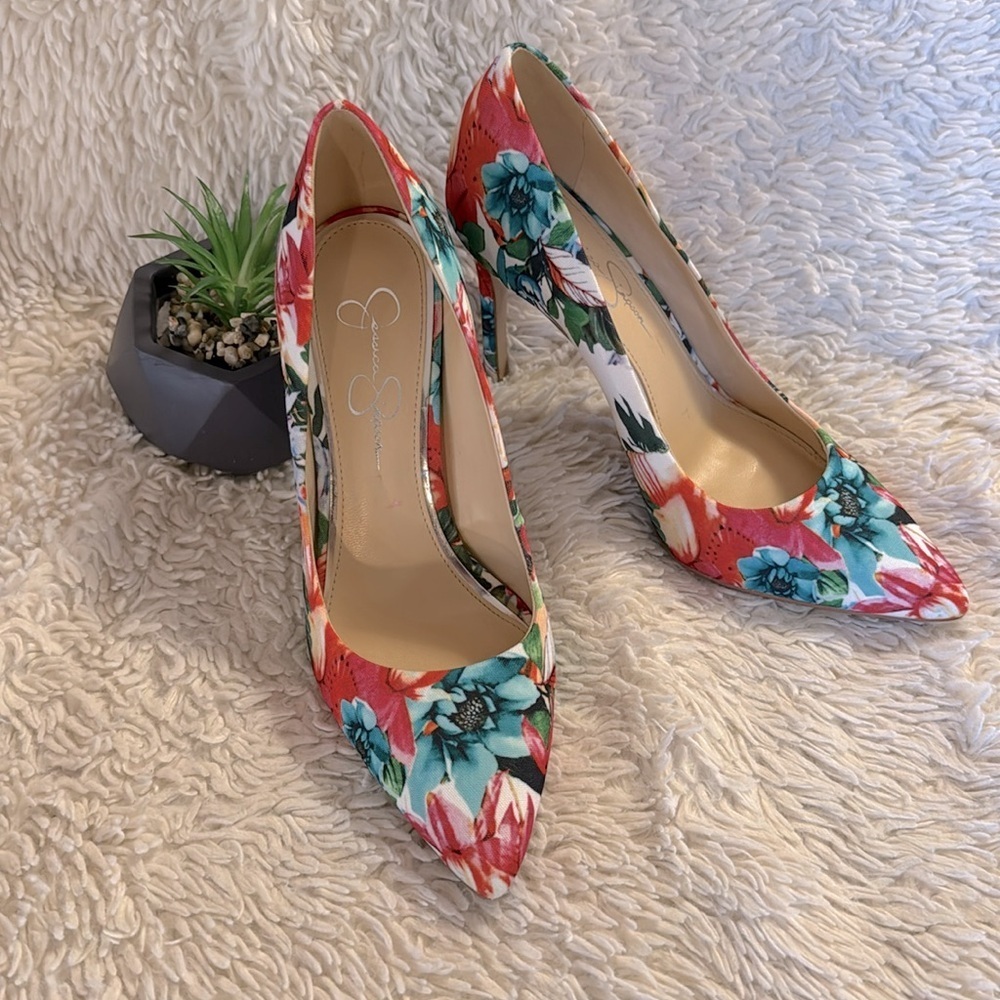 Floral Jessica Simpson Woman’s High Heel Shoes - Size 7.5